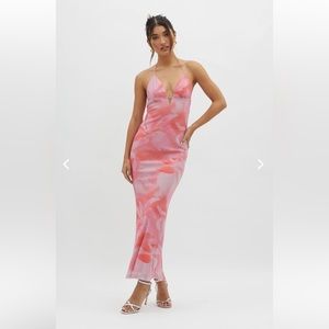 Selfie Leslie Santa Rosa Ruched back maxi dress *worn once*